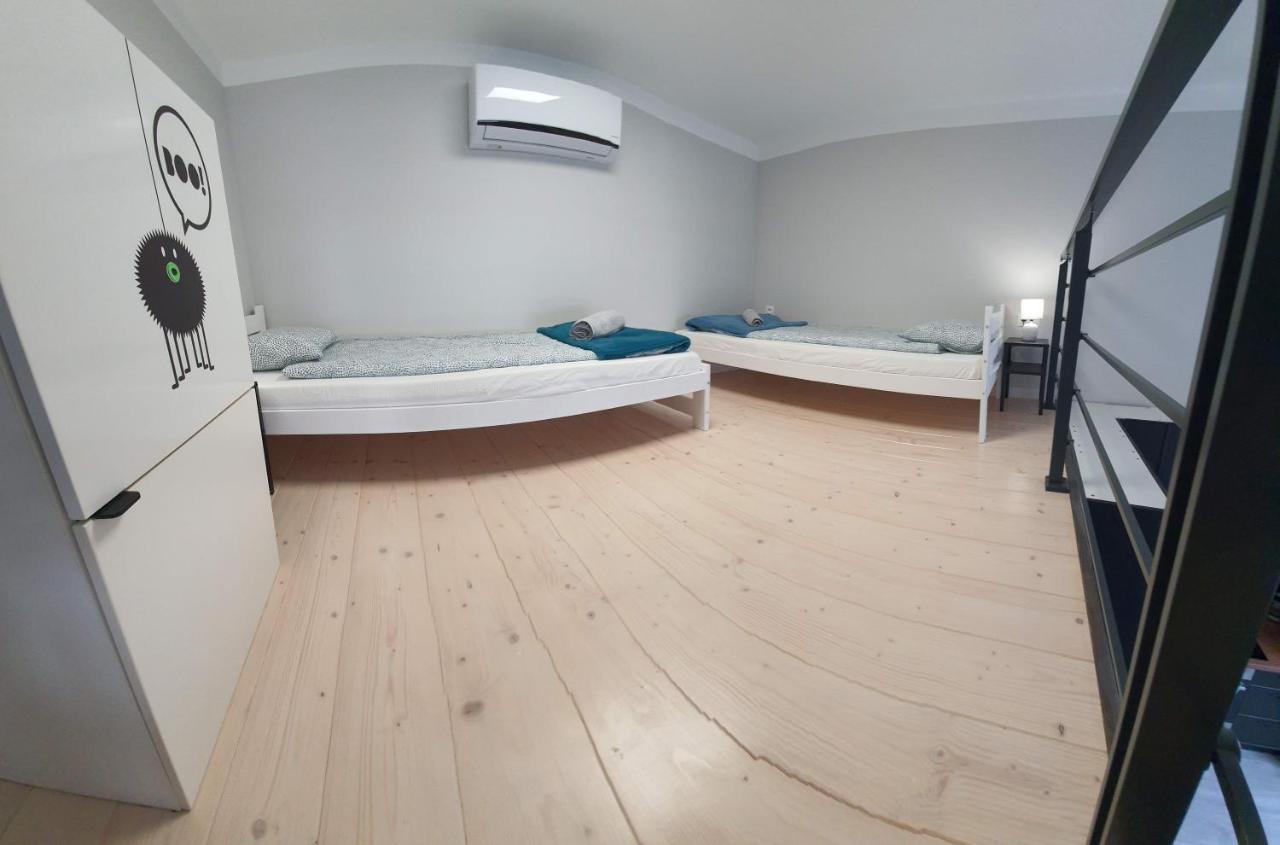 Apartamenty Marzen 옐레니아구라 외부 사진