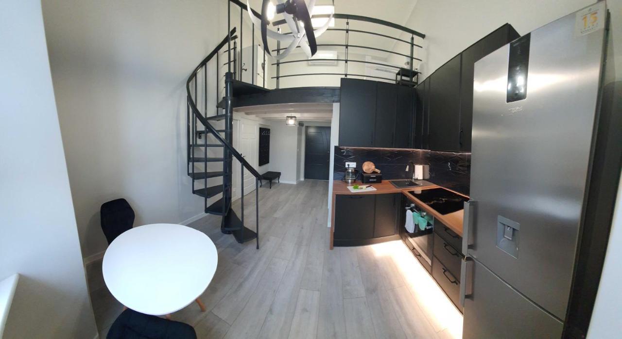 Apartamenty Marzen 옐레니아구라 외부 사진